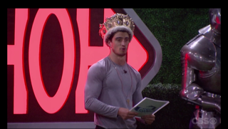 Monte hosting HOH