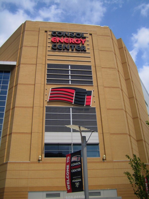 Fifth Ave. entrance to Console Energy Center