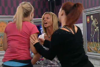 Jordan and Shelly fight as Rachel acts as peace keeper