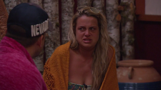 Christie whines about her alliance to outsider Sam